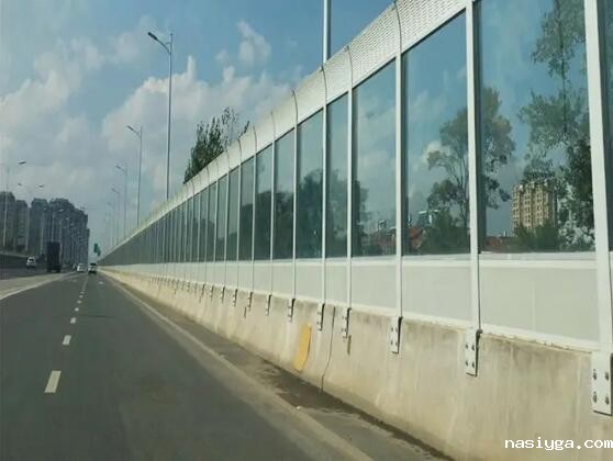 PC耐力板高速路隔音板