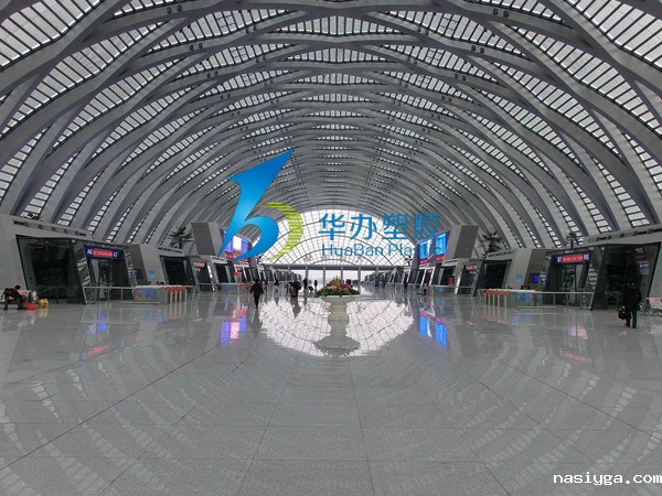 上海虹桥 高铁站.jpg