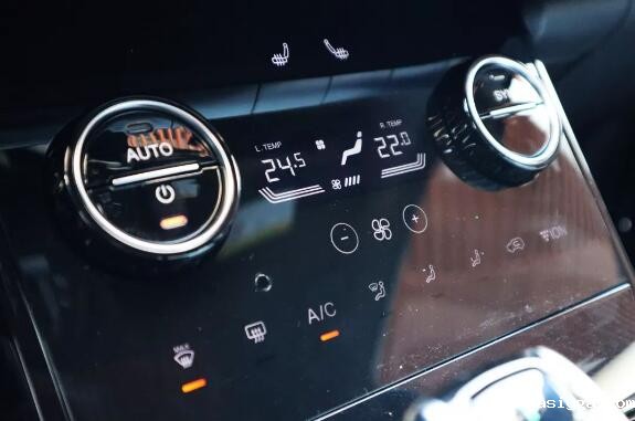 汽车仪表盘和控制面板PC板